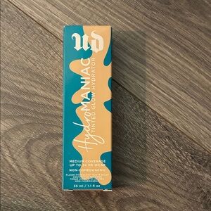 Urban Decay Hydromaniac Glow Hydrator 30 light